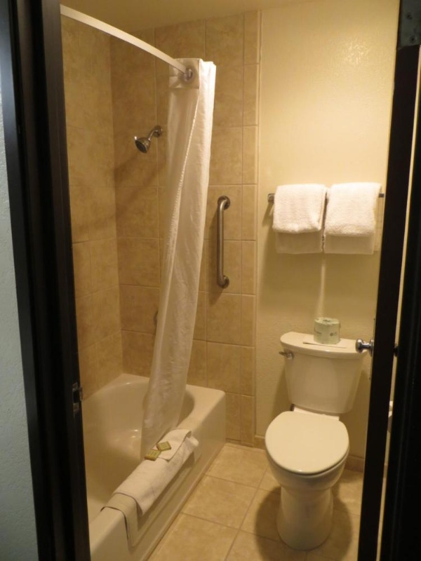 Super 8 by Wyndham Susanville image 10